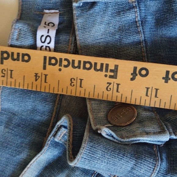 GS-115 Distressed Light Acid Wash Slim Fit Jeans - Picture 9 of 9